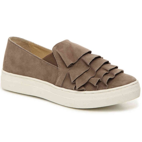 Seychelles Shoes - New Seychelles Quake Taupe Ruffle Suede Sneakers